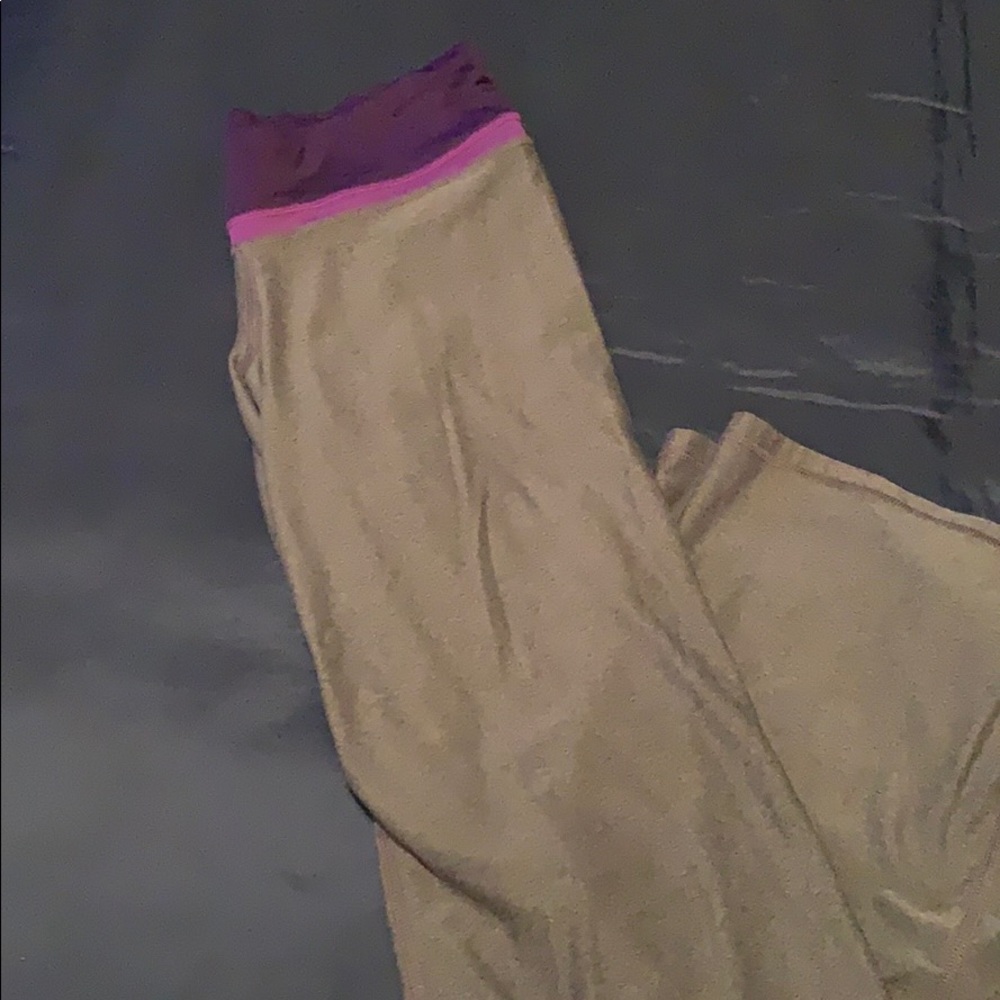 Yoga pants.